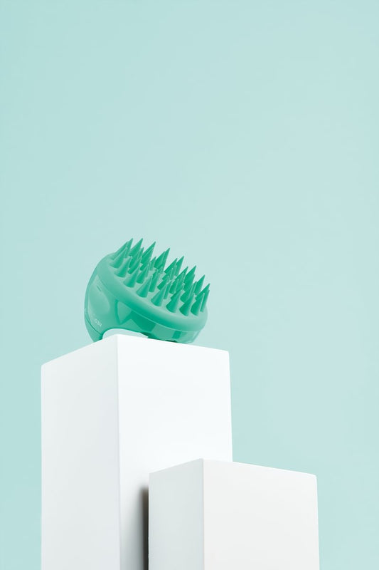 Neofollics Scalp Massaging Brush